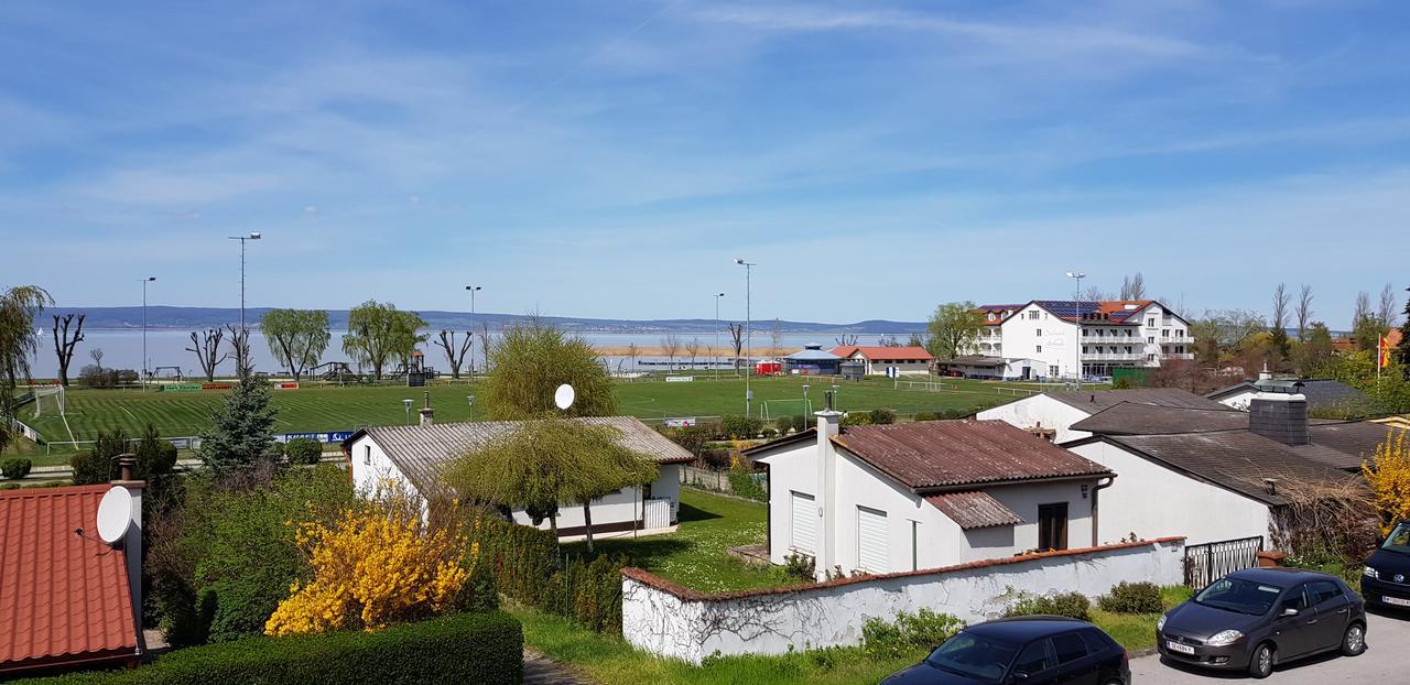 Gaestehaus Lokalaugenschein Hotel Podersdorf am See Exterior photo